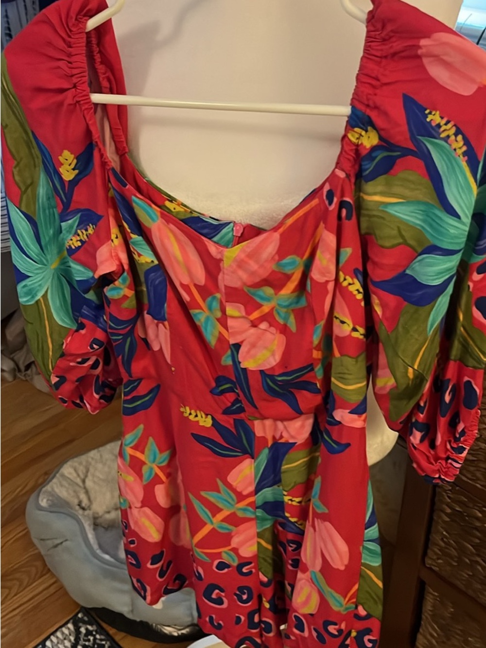Pearl Red Floral Print Sleeveless Top